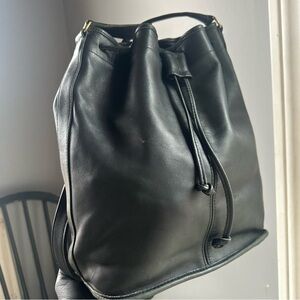Vintage Coach Drawstring Sac Medium Made in 1988 Black Leather Shoulder Bag